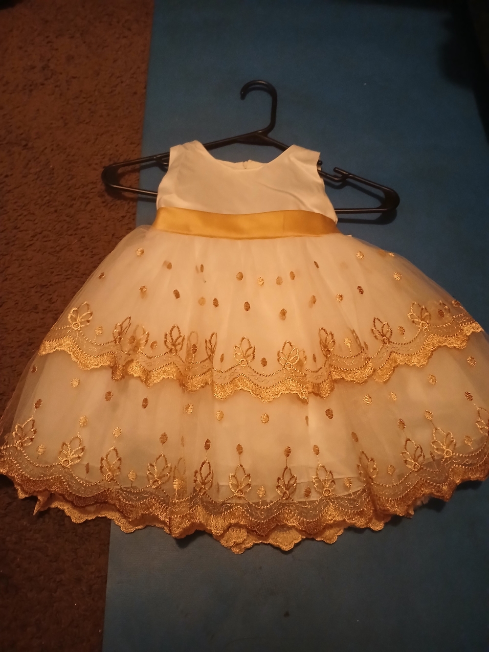 White and Gold Tulle Flower Girl Dress for Kids Size 3T Bow